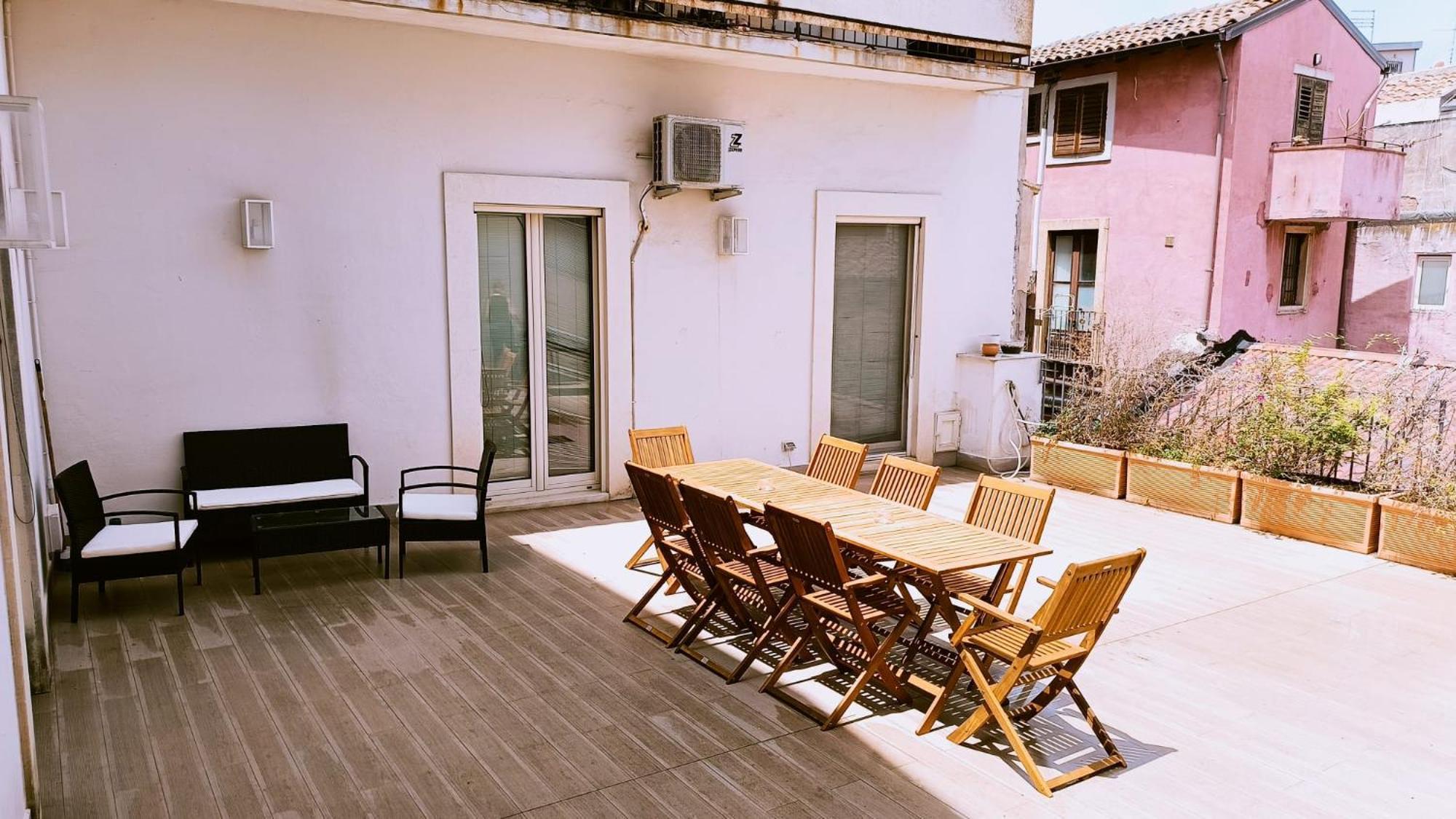 Suite Con Terrazza In Centro Storico Katanya Dış mekan fotoğraf
