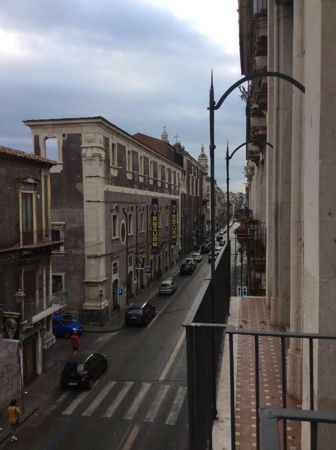 Suite Con Terrazza In Centro Storico Katanya Dış mekan fotoğraf