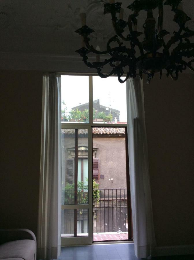 Suite Con Terrazza In Centro Storico Katanya Dış mekan fotoğraf